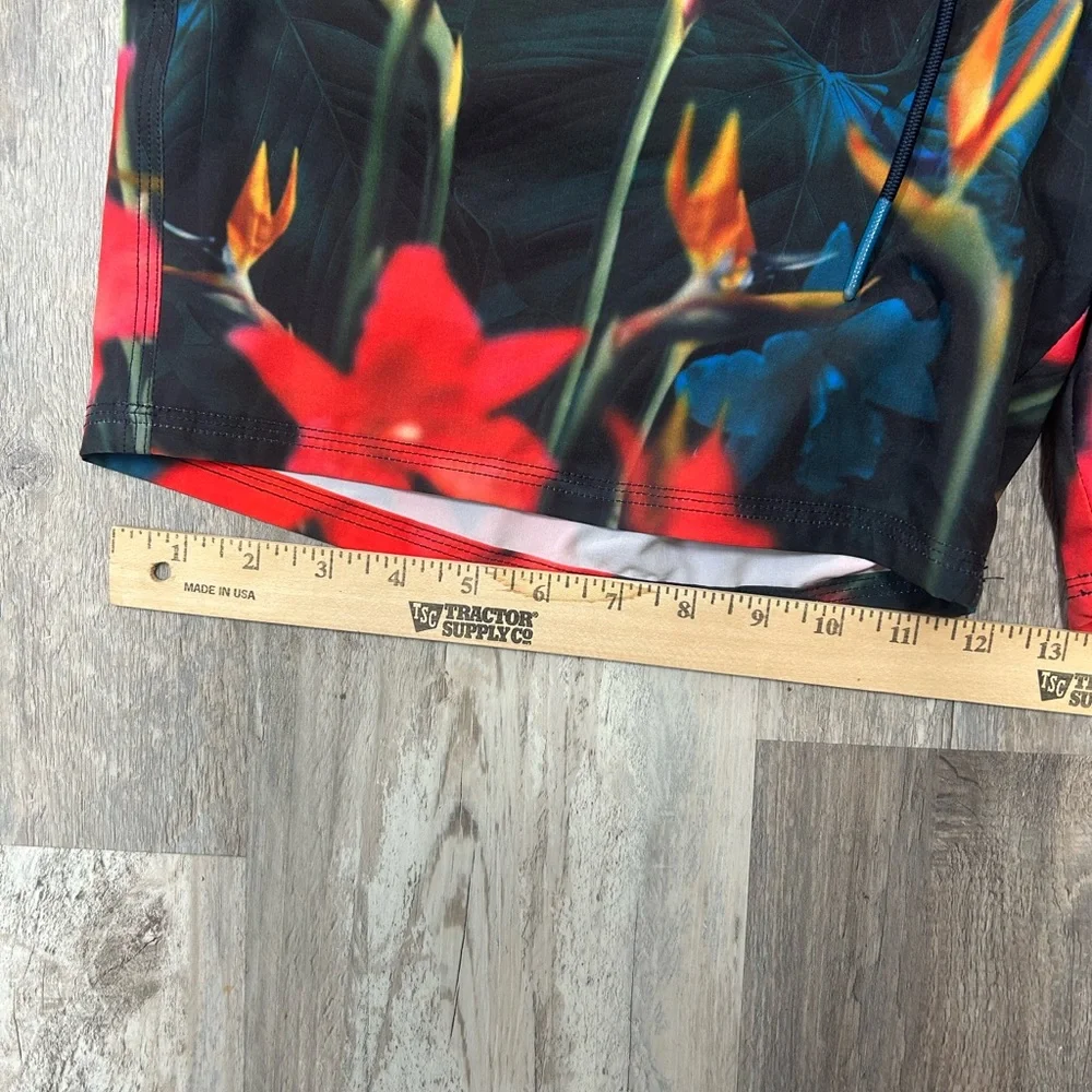 Men’s American Eagle Tropical Swim Shorts Size XL